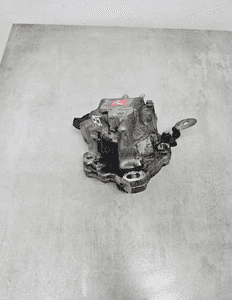 peugeot 308 2.0 HDi POMPA WTRYSKOWA 28384347 8