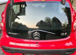 Citroen C1 Peugeot 107 Toyota Aygo klapa tył tylna szyba 2