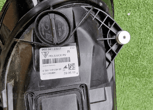 Lampa porsche carrera 992941031F 992941032F 9