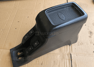 Podłokietnik tunel środkowy czarny LAND ROVER FREELANDER 1