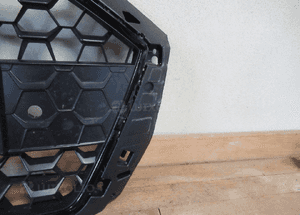 Grill gril atrapa audi A1 ii s-line 2018- 7
