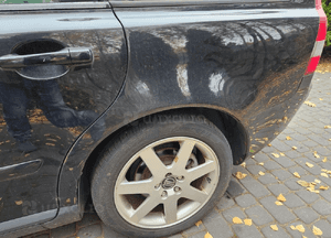 Volvo V50  błotnik tyl tylny prawy lewy 3