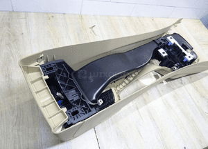 Tunel środkowy podłokietnik bmw F30 osłona 8