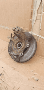 Zwrotnica lewy przód przednia lewa Skoda Rapid 1.6 TDI 6