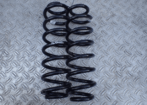 SPRĘŻYNY ZAWIESZENIA TYŁ VW AUDI 5QF511115AQ RADOM 1