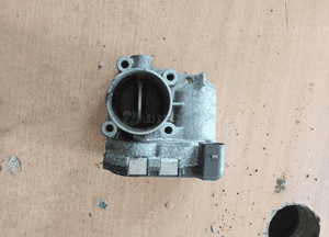 przepustnica renault 2.0 dci 0281002681 1