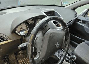 Peugeot 207 airbag poduszka kierowcy pasazera deska 10