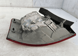 AUDI A4 B7 III 07r lampa prawa tył 8E9945096E 9