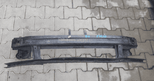 VW Passat B6 belka zderzaka przod przednia 3
