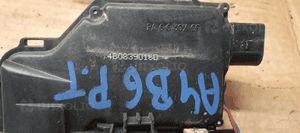 Zamek prawy tył tylny prawy Audi A4 B6 4B0839016D 5