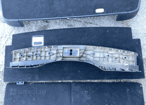 mercedes gl 164 podłoga bagaznika  listwa 7