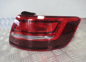 Lampa tylna tył prawa  audi A3 lift led 8V4 2016-2020 4