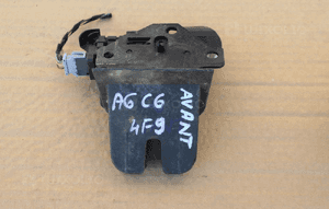 Zamek tylnej klapy audi A6 C6 avant 4F9827520B 2008 1