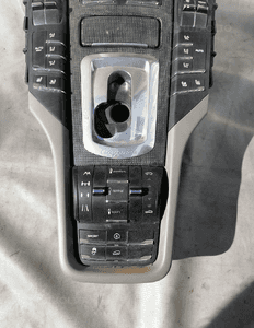 Fotele boczki deska kierownica panel tunel Porsche Cayenne 2 II Karbon 30