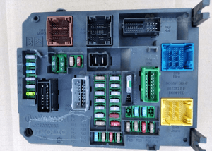 Peugeot 508 2.0 HDI modul sterownik BSI-Q05