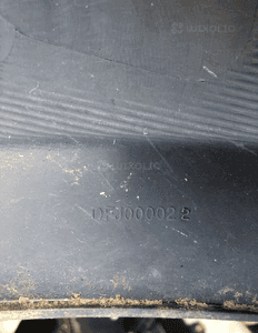 Listwa błotnika przednia prawa DFJ000022 LAND ROVER DISCOVERY 3 III 2
