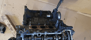 Silnik słupek blok silnika Toyota 1.0 1KR-B52 6