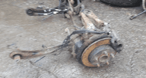 Mazda 3 bk  5 05-10 Zwrotnica piasta wahacz  tylny tył 6