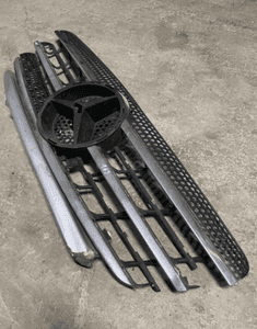 Mercedes ML 163 atrapa grill oryginał listwa chrom 4
