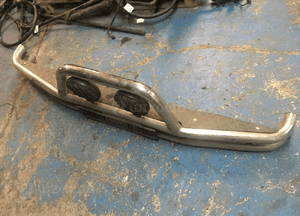 Bullbar przedni zderzak stalowy orurowanie z lampami Land Rover Discovery 1 I 2