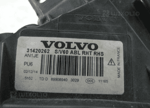 Volvo V60 lift S60 lift xenon lampa przednia prawa 11