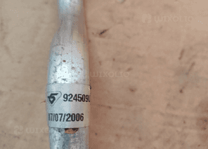 Przewód rurka klimatyzacji Nissan Note E11 924509U20A 8