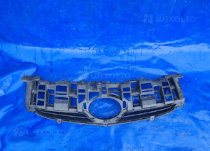Toyota PRIUS III 09-11 kratka grill zderzaka 1