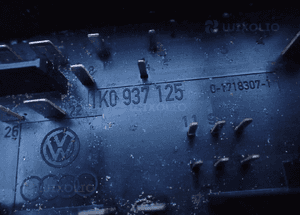 PUSZKA SKRZYNKA BEZPIECZNIKÓW VW JETTA V 1K0937125 2