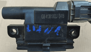 Suzuki Liana Swift  1.6 16V cewka zapłonowa 41381002J E416 2