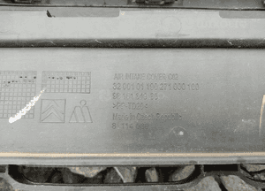 Zderzak przód przedni grill kompletny citroen C3 iii 2016-2020 10