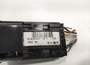 Przełącznik włącznik świateł volkswagen polo v 6C 6R0941531F 2009-2012 6