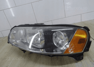 Lampa PRAWA V70 04-07 r H7 30698836 3