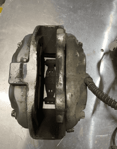 MERCEDES CL 216 s 221 4matic 4x4 ZWROTNICA lewa  PIASTA  ZACISK TARCZA 350mm 8