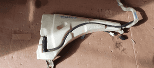 Zbiorniczek spryskiwaczy pompka VW Touareg 7L0955453D 7L0955453E 2