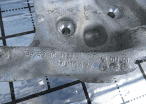 ZWROTNICA PRZÓD PRZEDNIA PRAWA LEWA BMW 1 F20 RWD 2011- 15