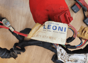 Wiazka 8E1971072NE Instalacja Silnika 2.0 FSI AWA 150KM Europa Manual Audi A4 B6 4