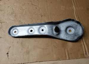 Łapa mocowanie wspornik reakcyjny BMW M5 G30 F90 6861142 2