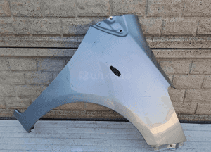 Toyota yaris 2 ii 05-12 błotnik prawy przód 1
