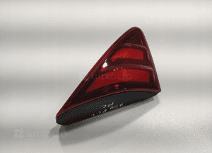 Lampa lewa lewy tył tylna w klapę peugeot 3008 i 9805511380 2013-2016 lift 5