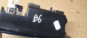 Popielniczka zapalniczka dekor VW Passat B6 3C0863284A 3C0857961A 8