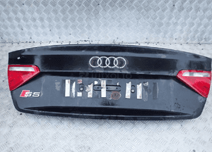 Klapa bagażnika audi S5 8T 3