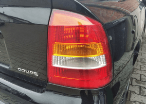 Opel Astra G II lampa tyl tylna prawa 1