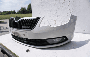 Zderzak przód halogeny skoda superb ii fl LF9E 3