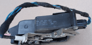 Mercedes Vito W639 W 639 zamek drzwi przod przednich  lewy 3