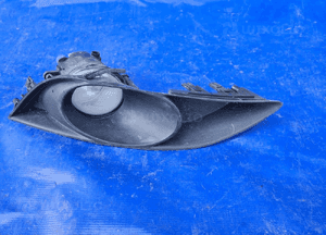 Toyota AURIS I 07-09 halogen ramka 81482-02040 1