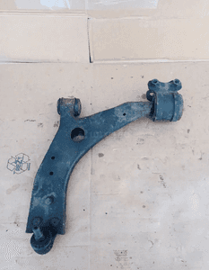 Wahacz lewy przód przedni Ford Focus MK2 1