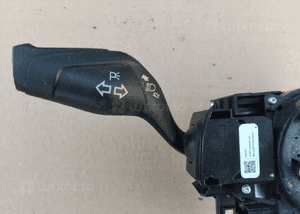 Ford Focus MK3  przelacznik kierunkowskazow świateł 1