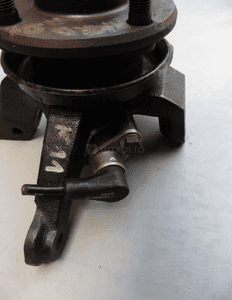 ZWROTNICA PIASTA PRAWA PRZÓD NISSAN MICRA K11 ORYGINAŁ ABS 2