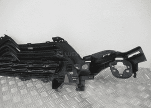 Grill gril atrapa citroen DS4 9688185377 2011 13