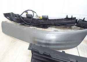 ZDERZAK PRZÓD PRZEDNI RENAULT MEGANE II 6